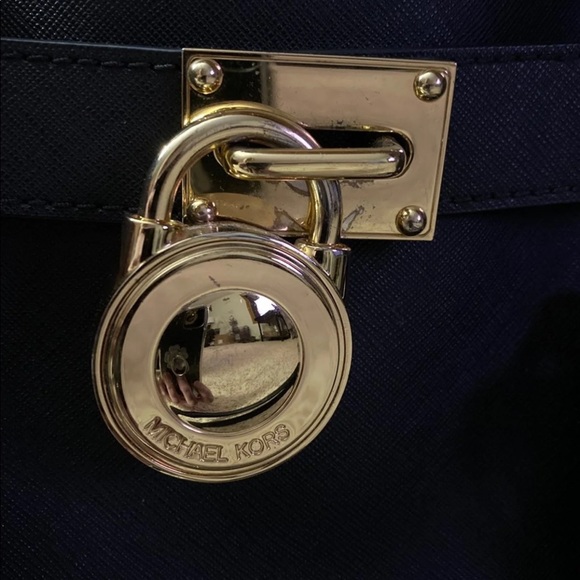 Michael Kors Hamilton Tote - Picture 3 of 5